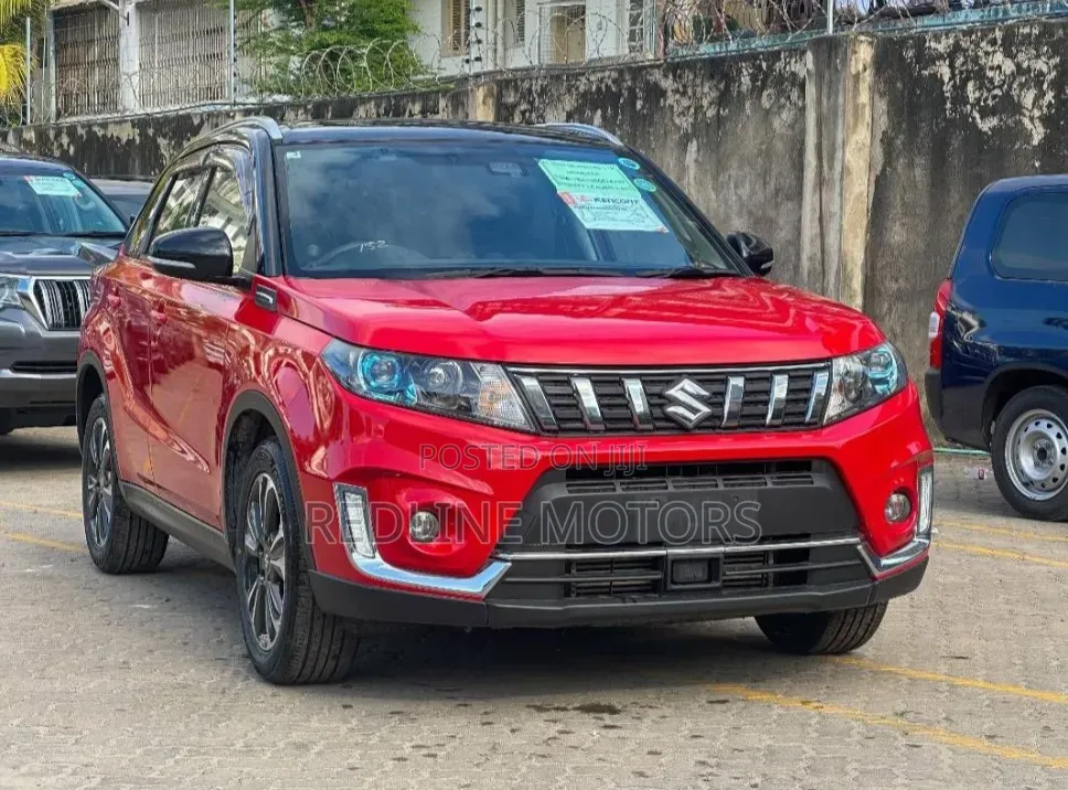 Suzuki Escudo 2019 Red