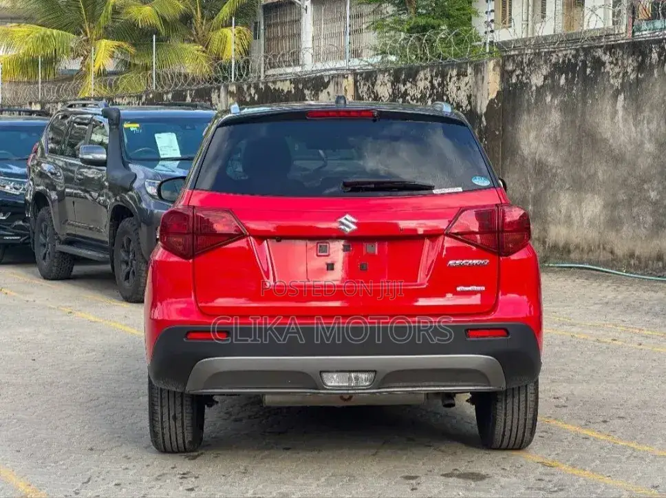Suzuki Escudo 2019 Red