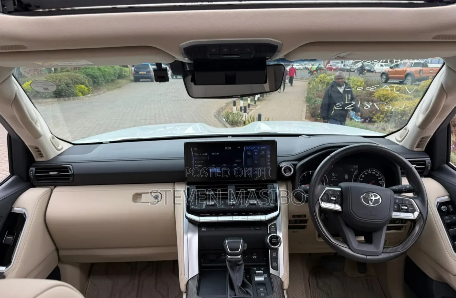 Toyota Land Cruiser 4.6 V8 ZX 2019 White