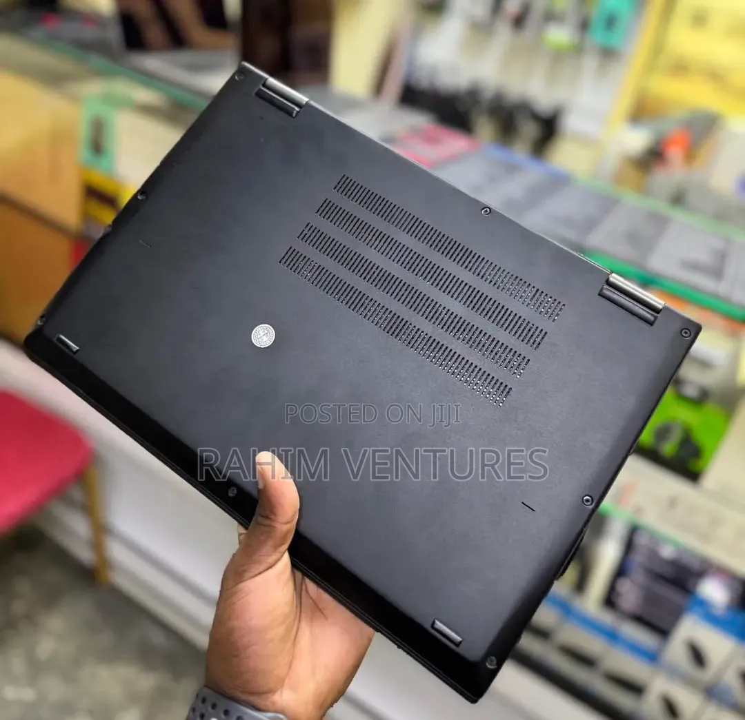 Laptop Lenovo ThinkPad X380 Yoga 8GB Intel Core i7 SSD 256GB