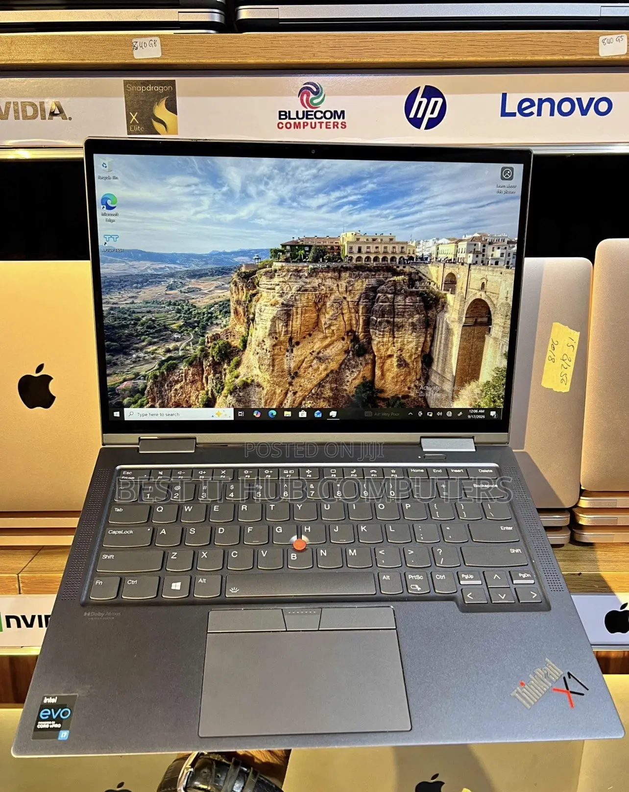 Laptop Lenovo ThinkPad X1 Yoga 32GB Intel Core i7 SSD 512GB