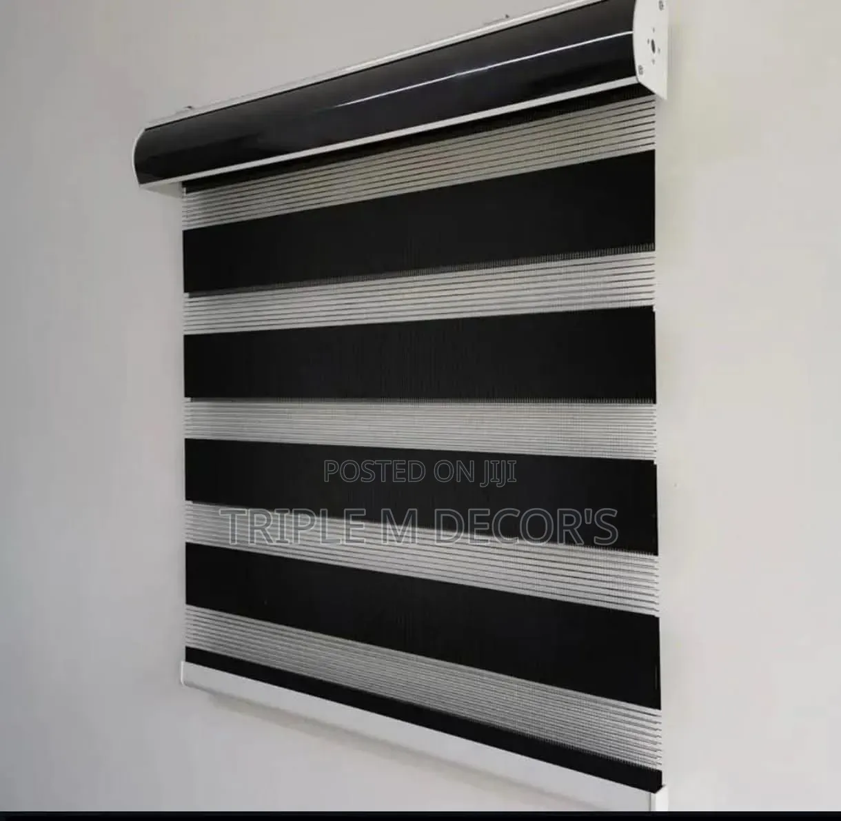 Windows Roller Blinds -Offices, Kitchen, Hotel's, Hospital Blinds
