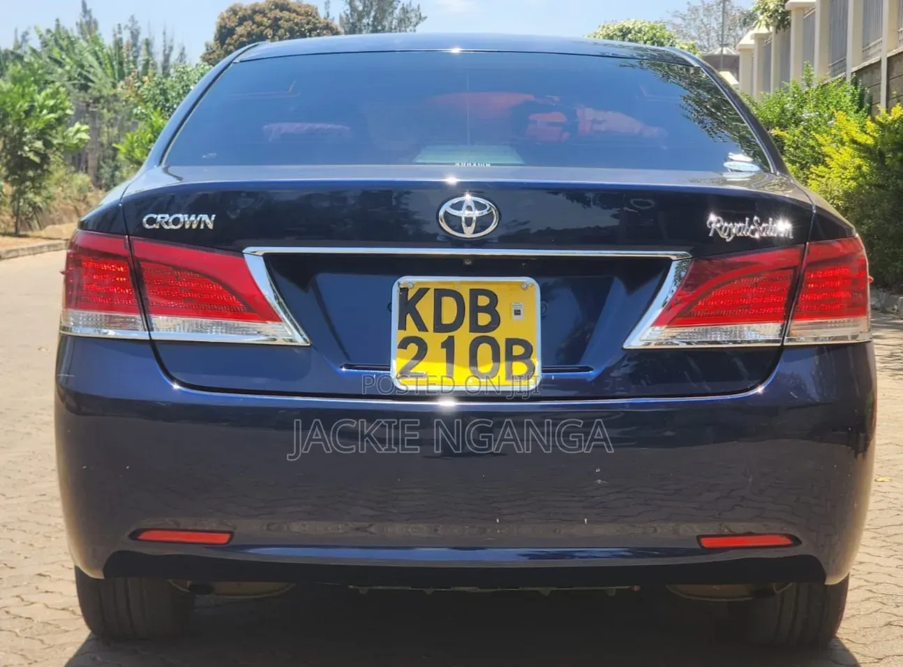Toyota Crown 2014 Blue