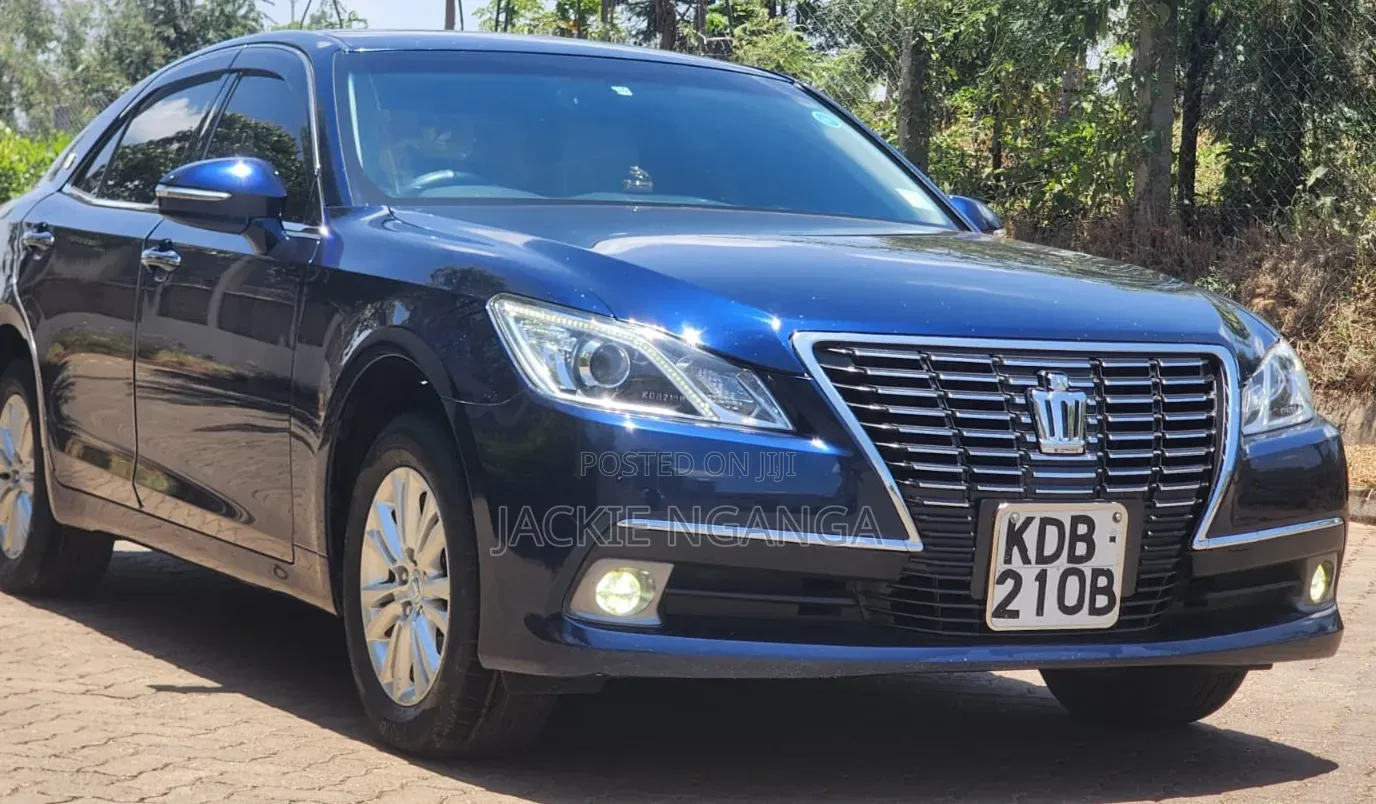 Toyota Crown 2014 Blue