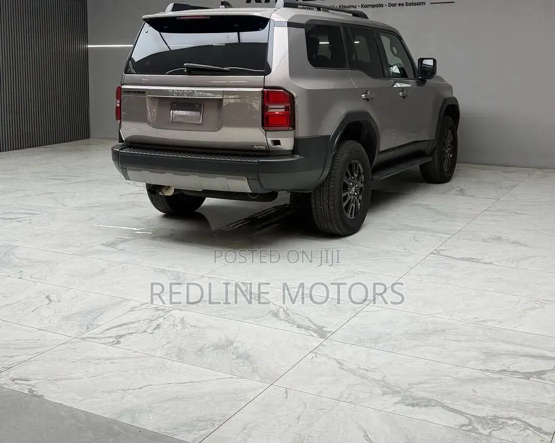Toyota Land Cruiser Prado 2.7 2024 Gray
