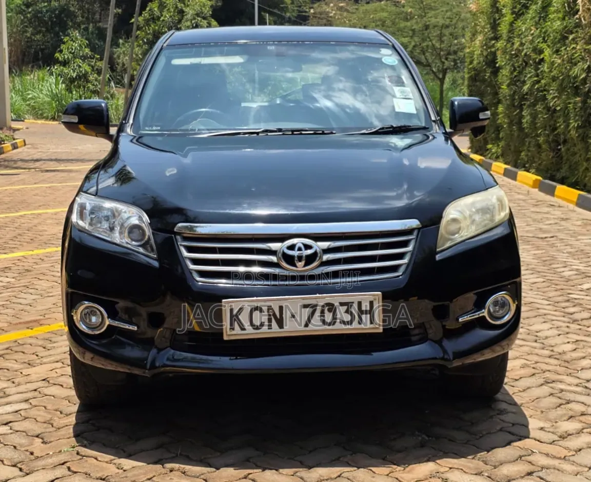 Toyota Vanguard 2010 Black