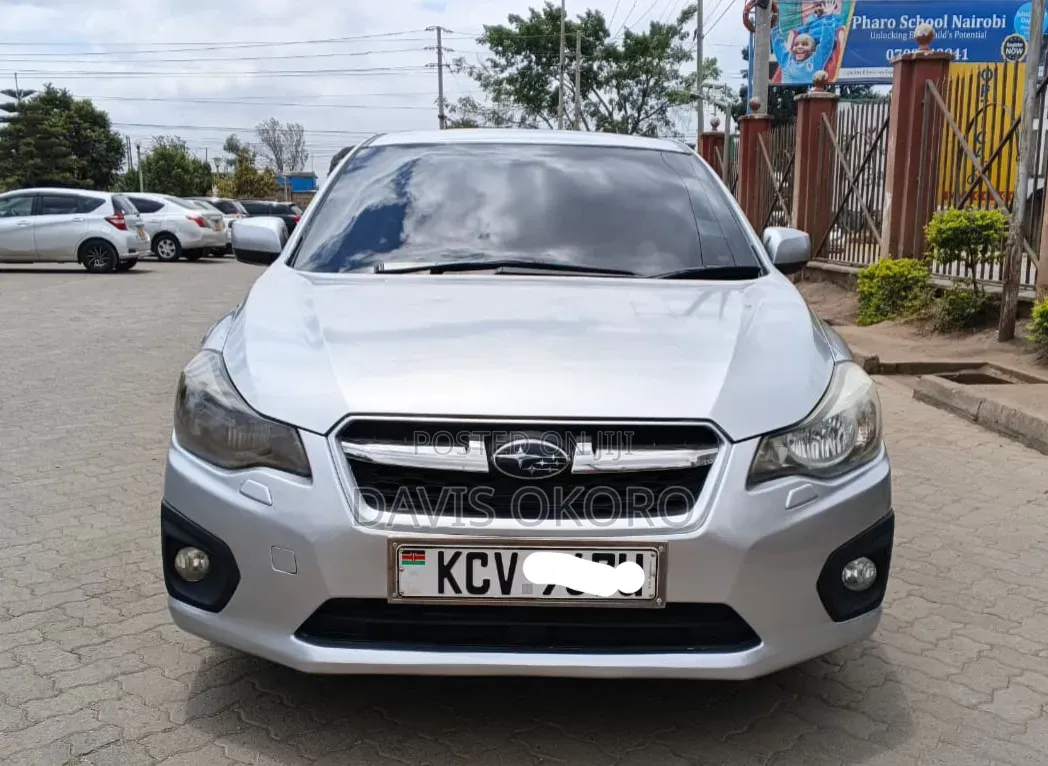 Subaru 1600 2015 Silver