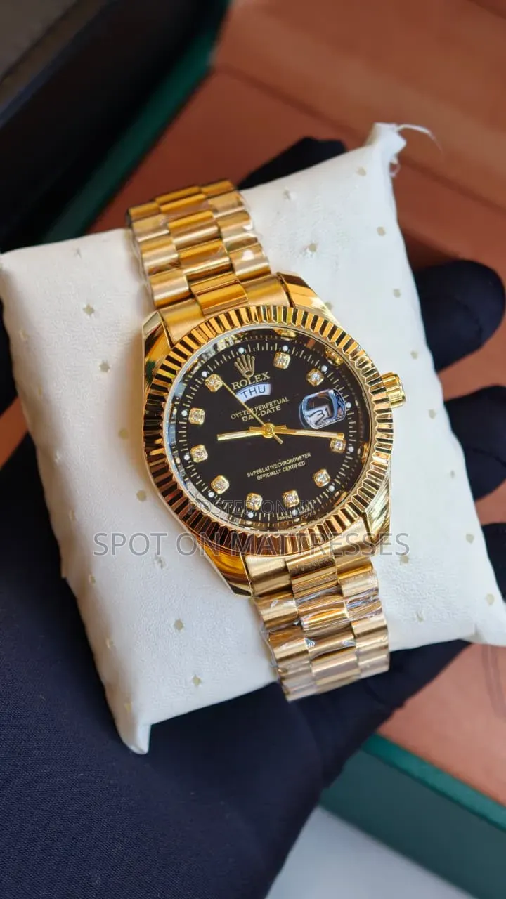 Affordable Rolex Gents Watch. Gold/Silver/Black/Blue.