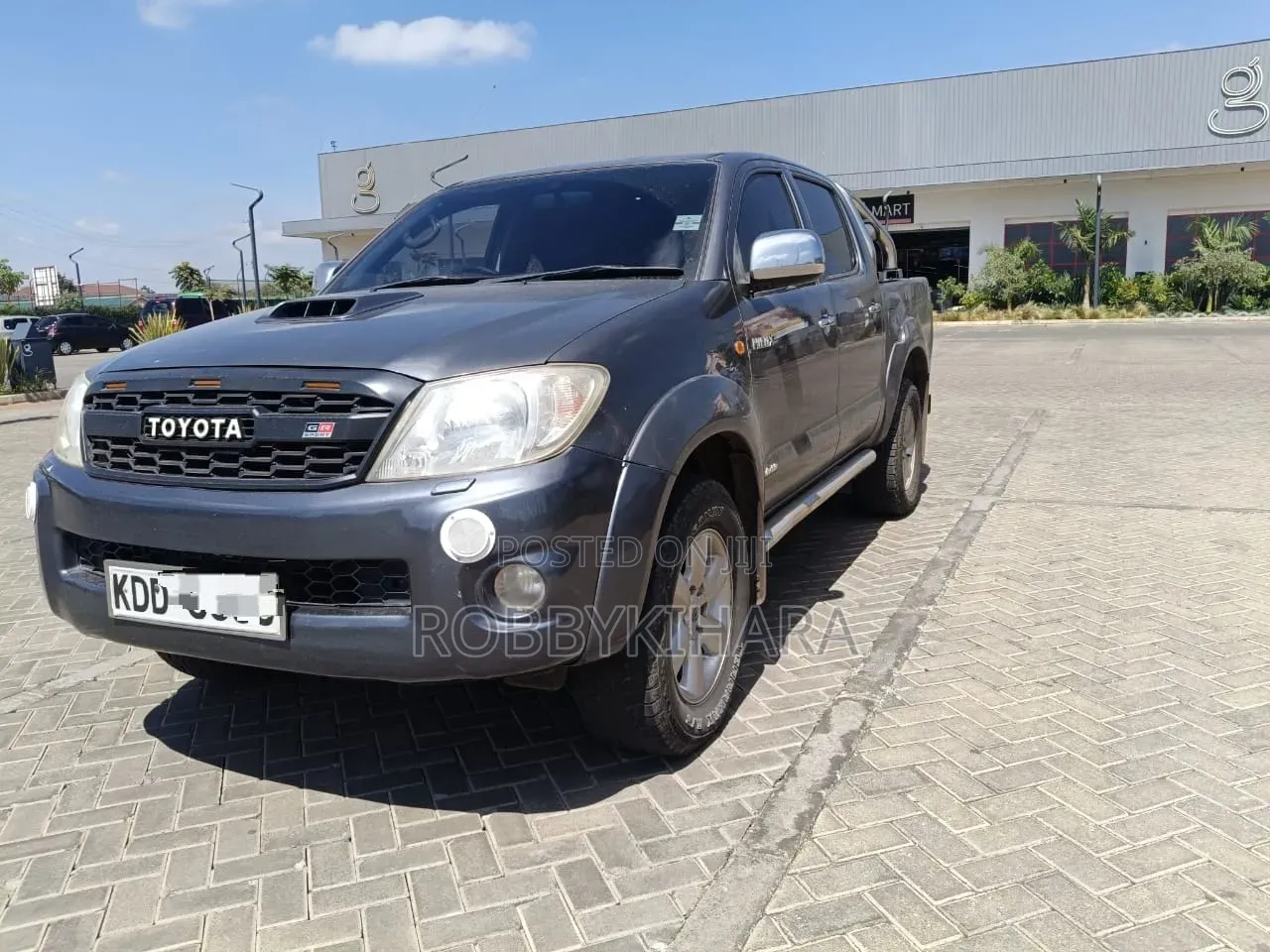 Toyota Hilux 2.5 D-4D SRX 2011 Gray