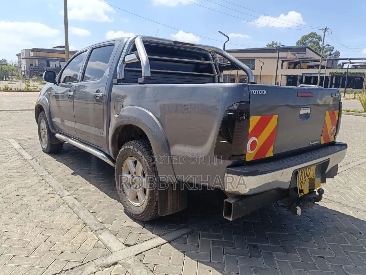 Toyota Hilux 2.5 D-4D SRX 2011 Gray