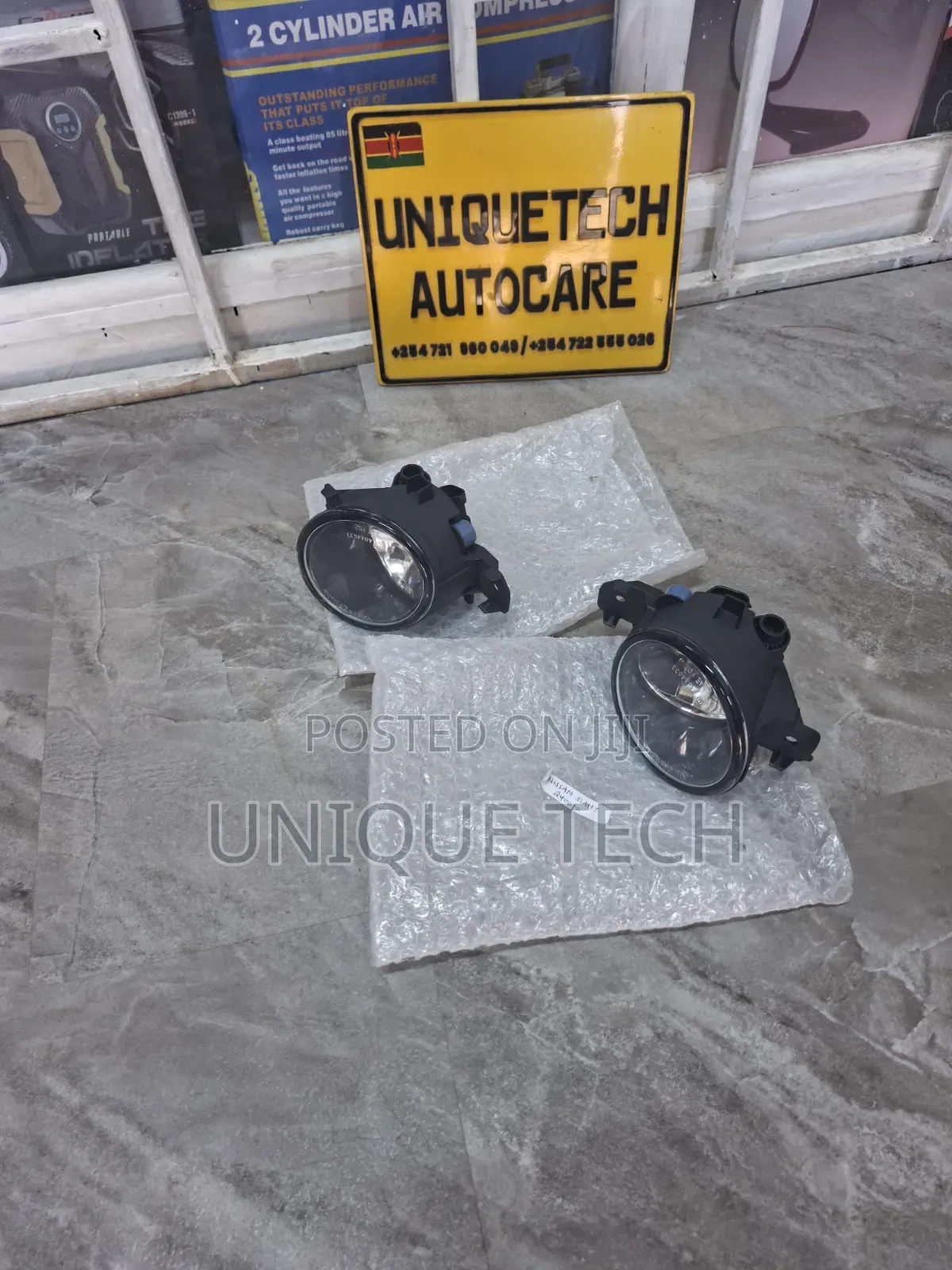 Fog Lights |Nissan Slant Glass Fog Lamp Design