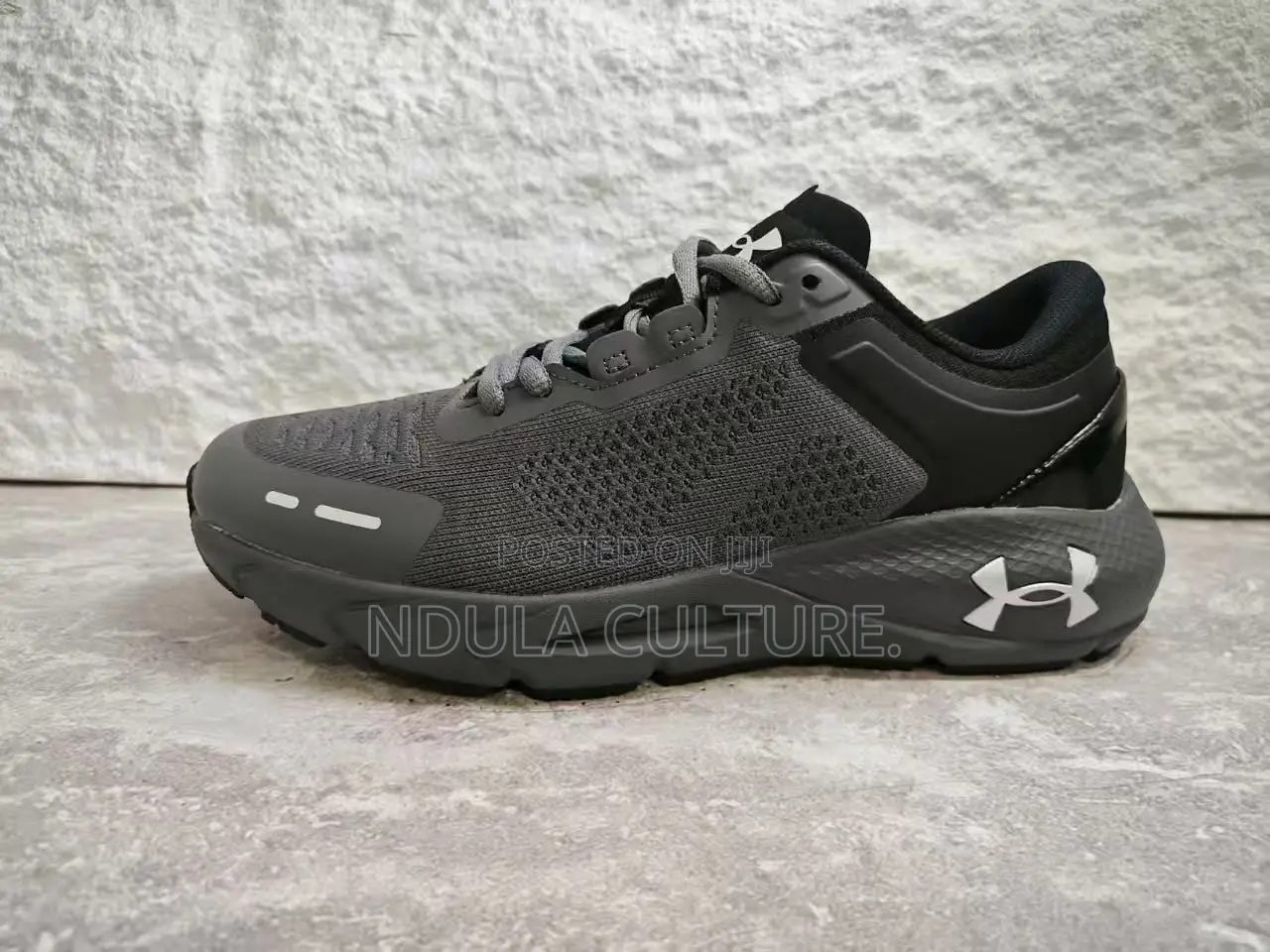 Armour HOVR Phantom Running Sneakers,