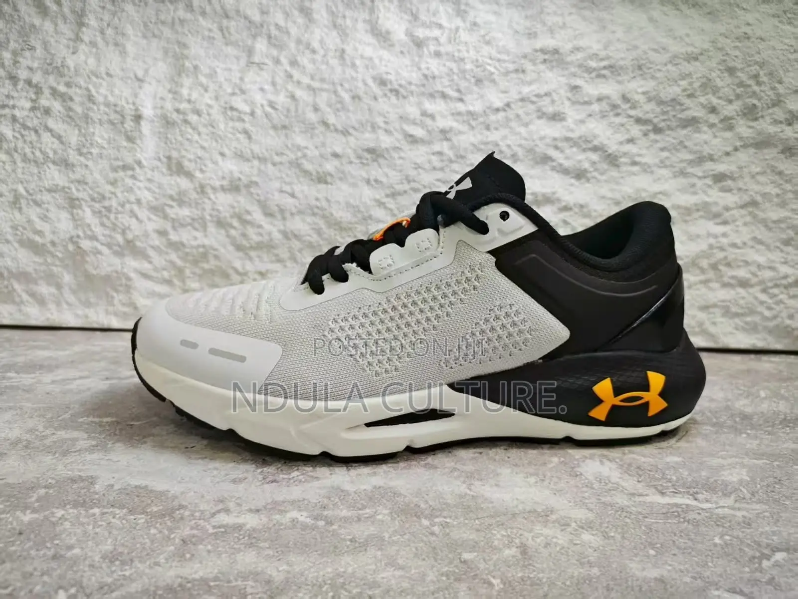 Armour HOVR Phantom Running Sneakers,