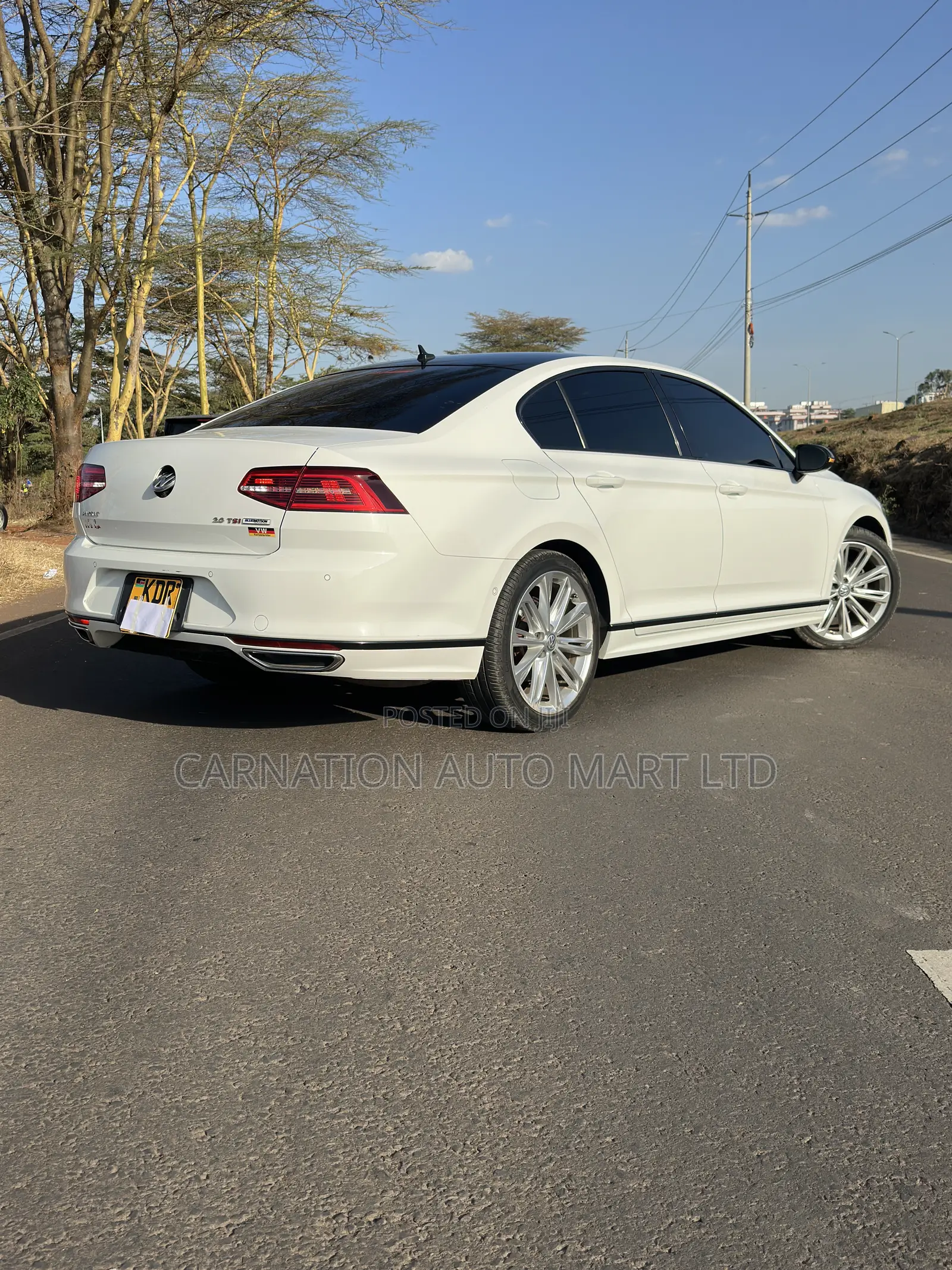 Volkswagen Passat 1.8T R-Line 4dr Sedan (1.8L 4cyl) 2017 Pearl