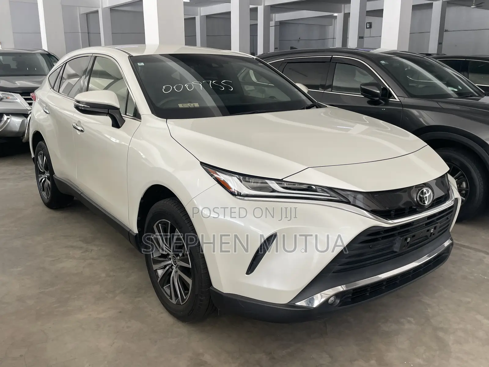 Toyota Harrier 2.0 2020 White