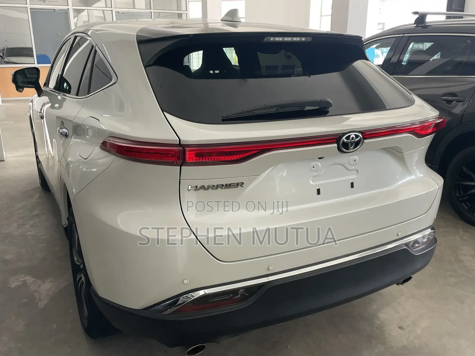 Toyota Harrier 2.0 2020 White