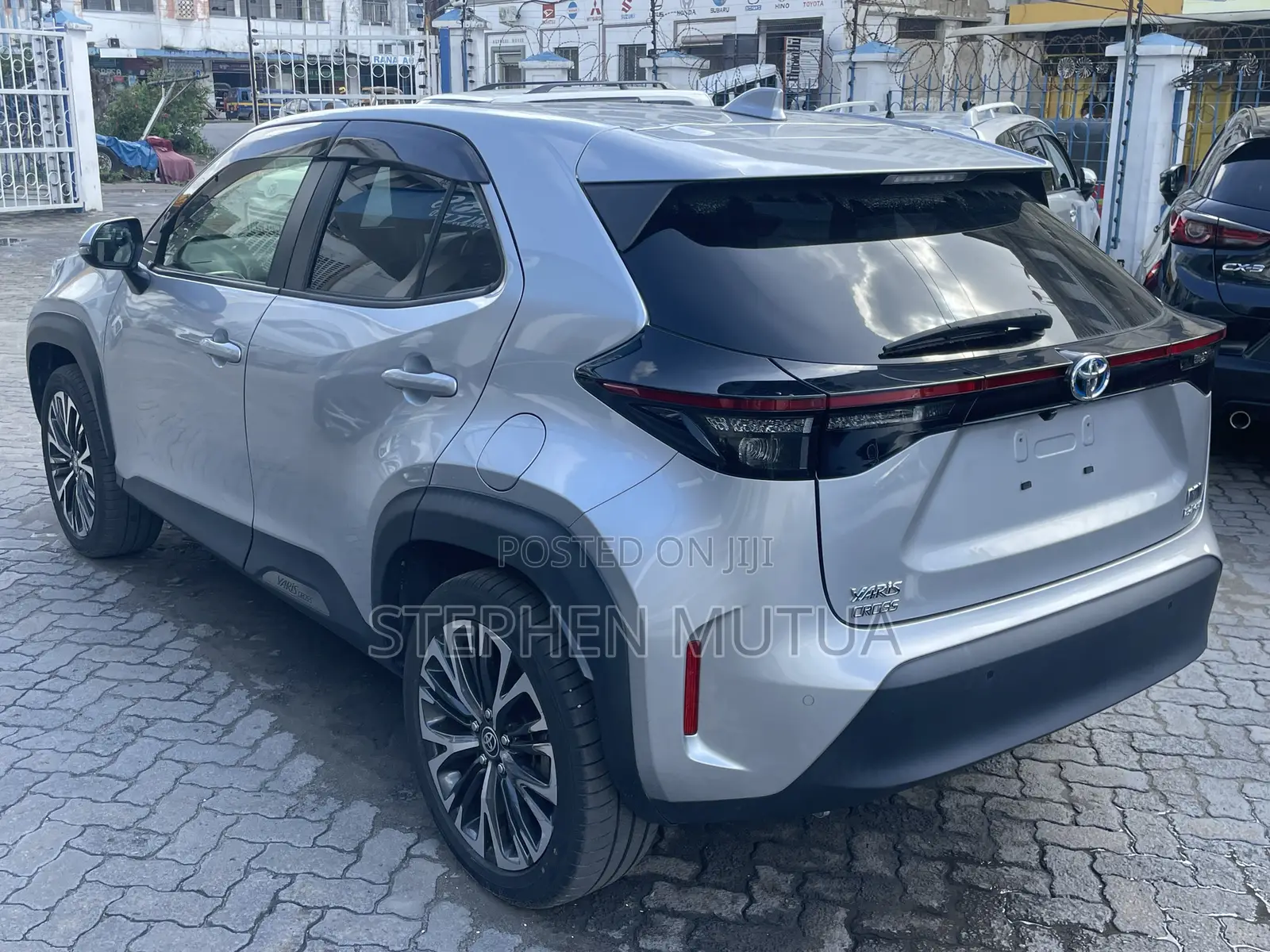 Toyota Yaris Cross 1.5 Hybrid AWD 2021 Silver