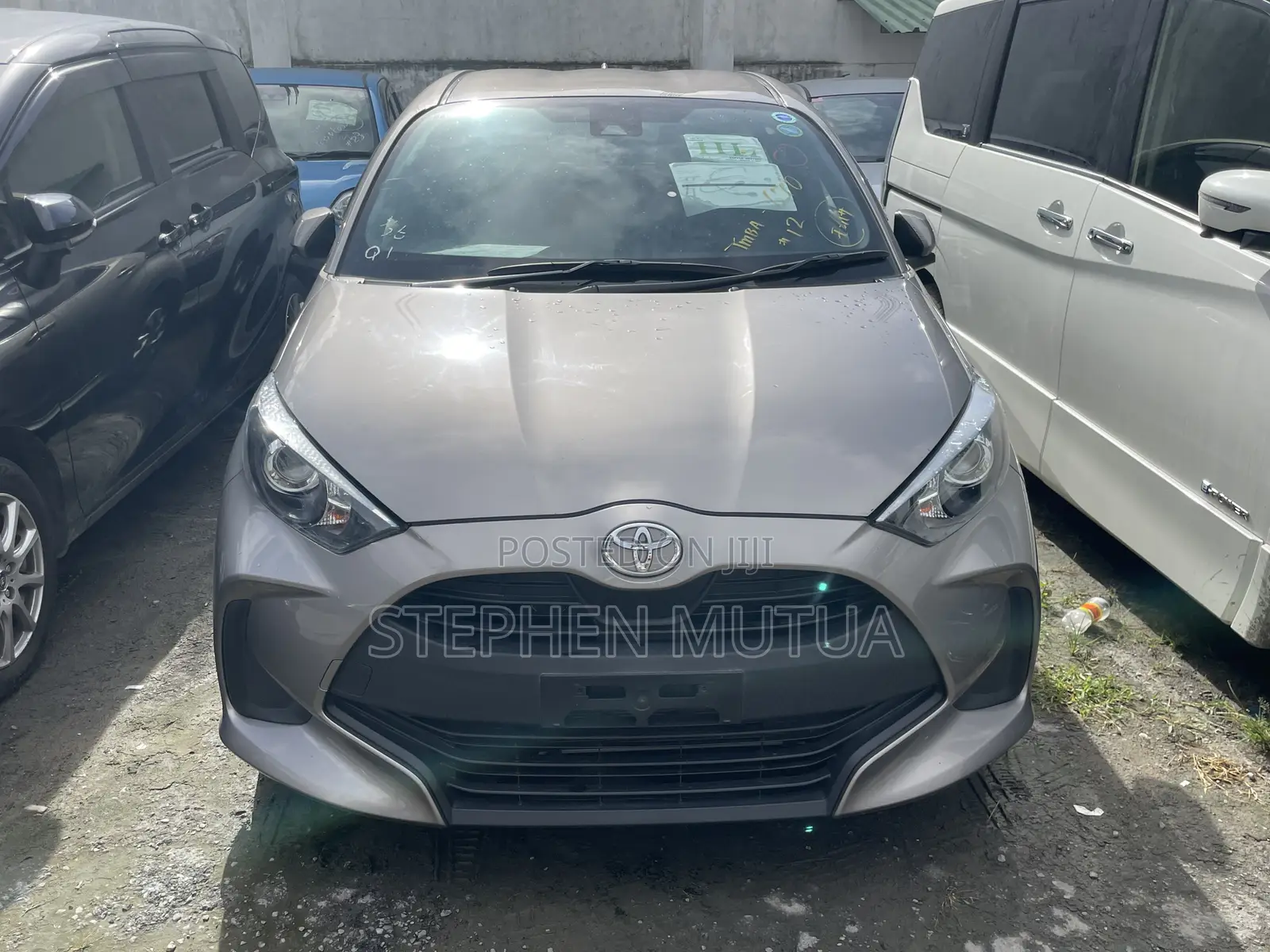 Toyota Yaris 2020 Gray