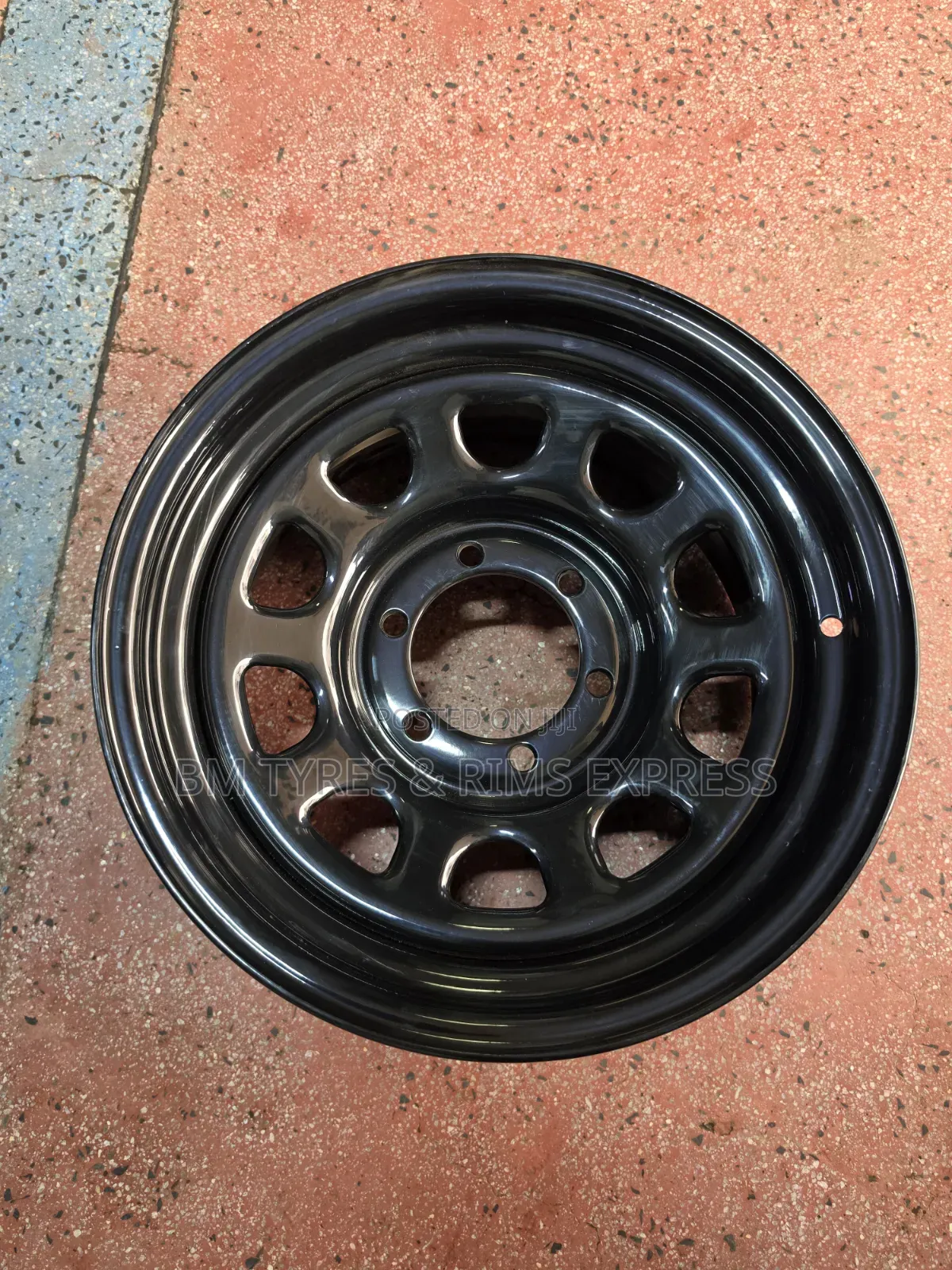 Rims Size (16)TOYOTA LANDCRUZA (6 Holes) 8j.