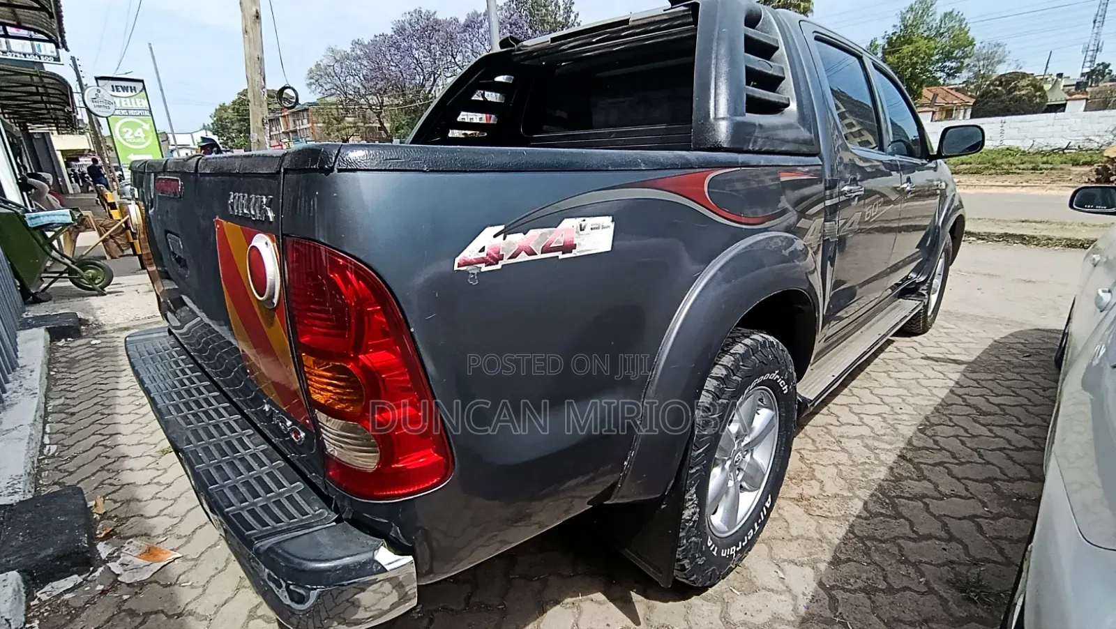 Toyota Hilux 2009 Gray