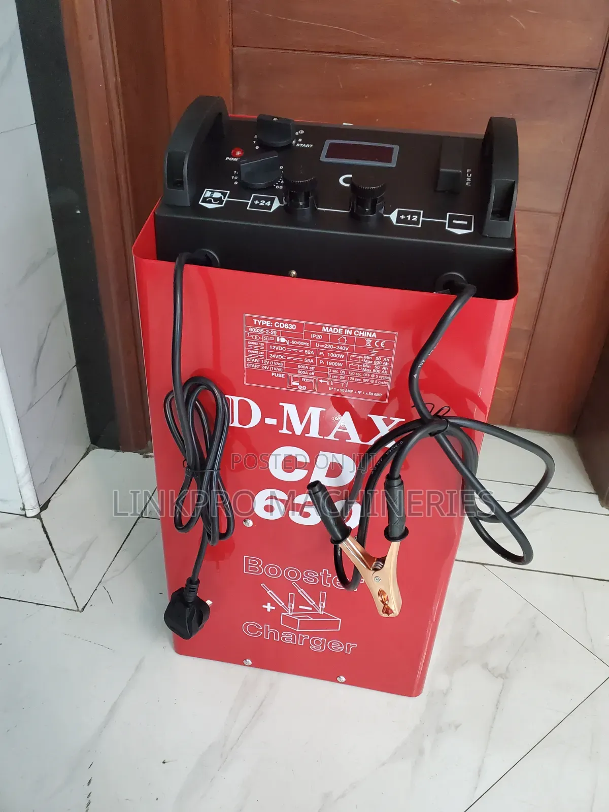 CD 630 D-Max Battery Booster and Charger