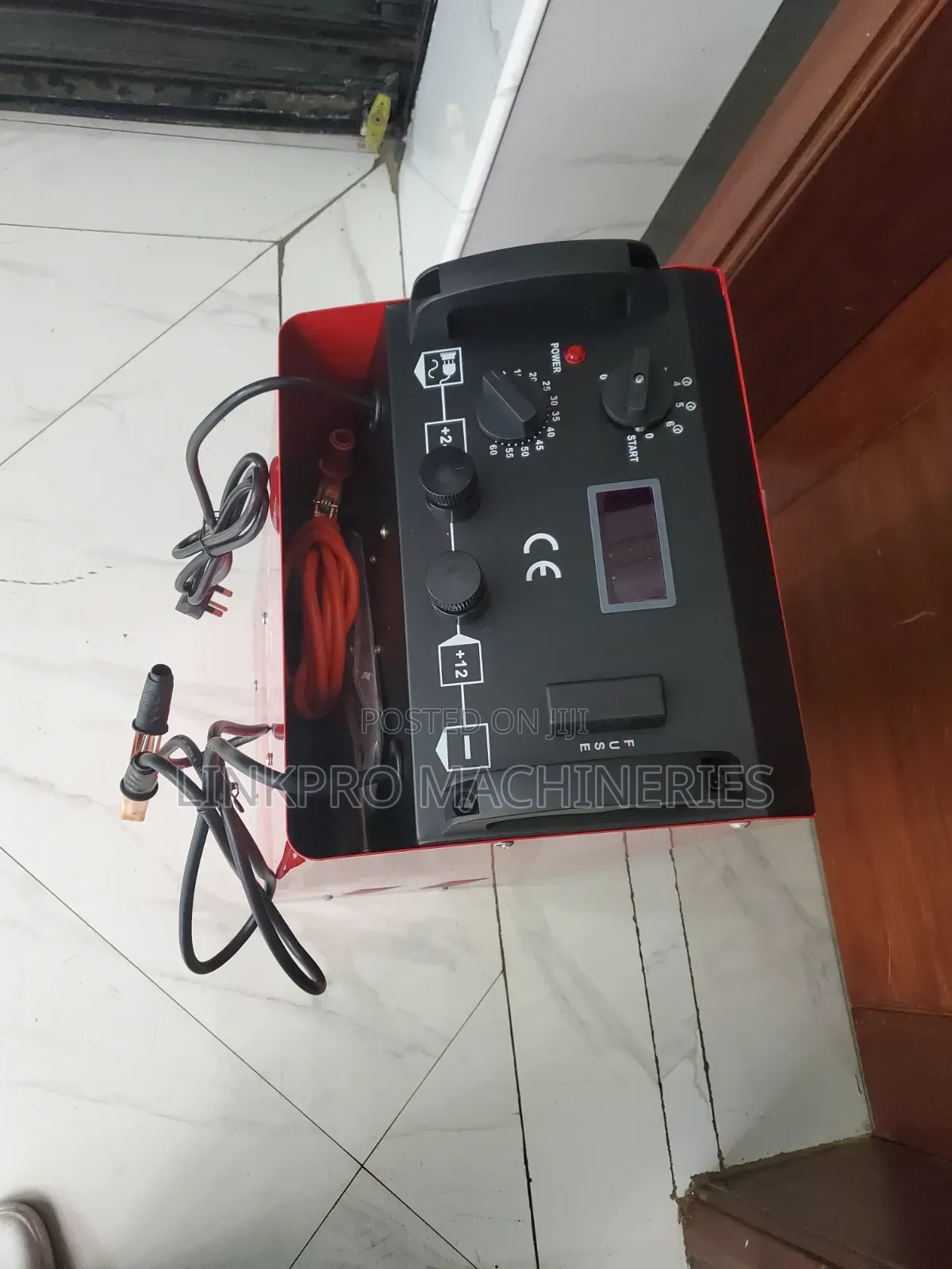 CD 630 D-Max Battery Booster and Charger