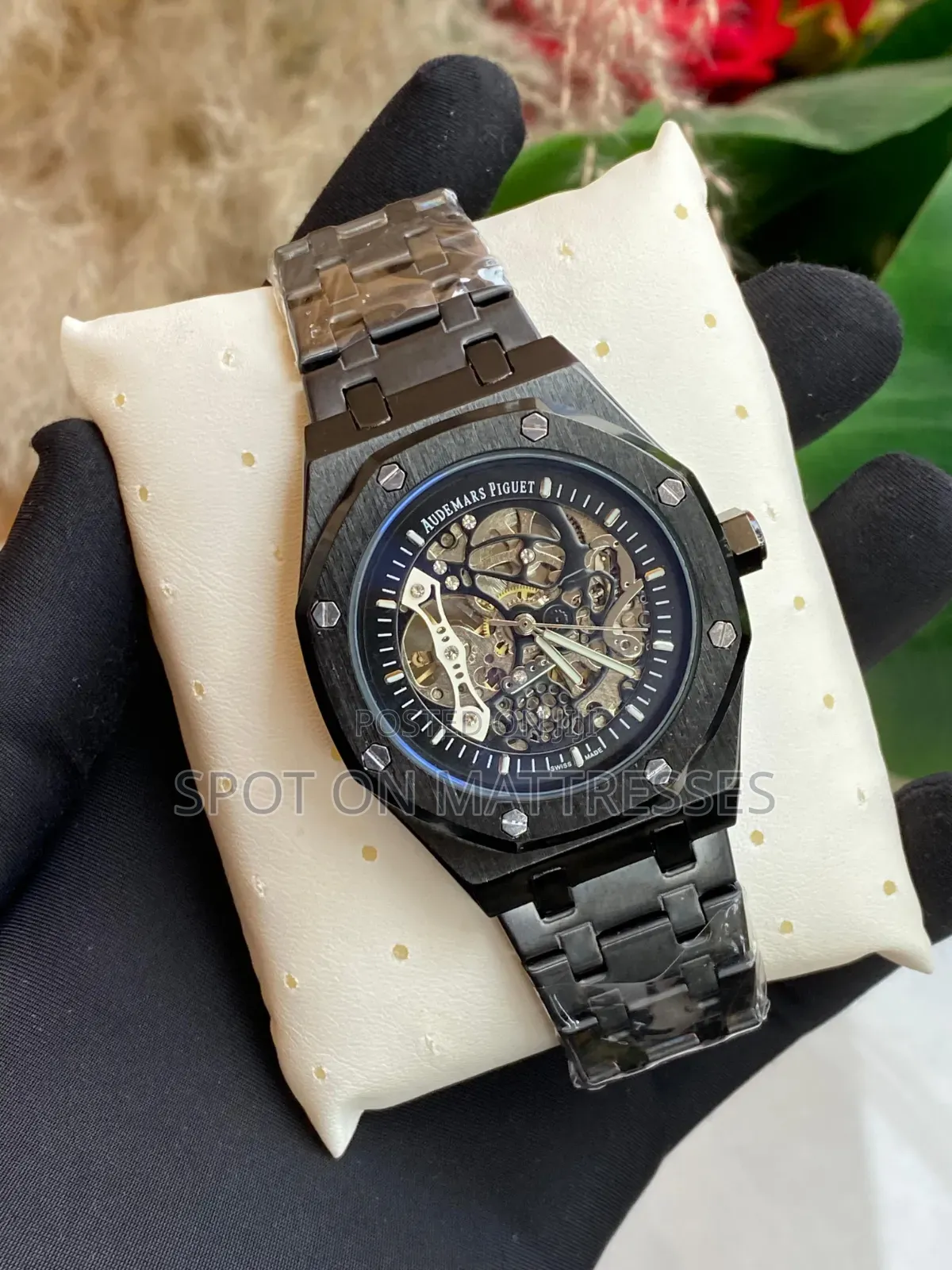 Audemars Piguet Automatic Gents Watch. Gold/Silver/Black.