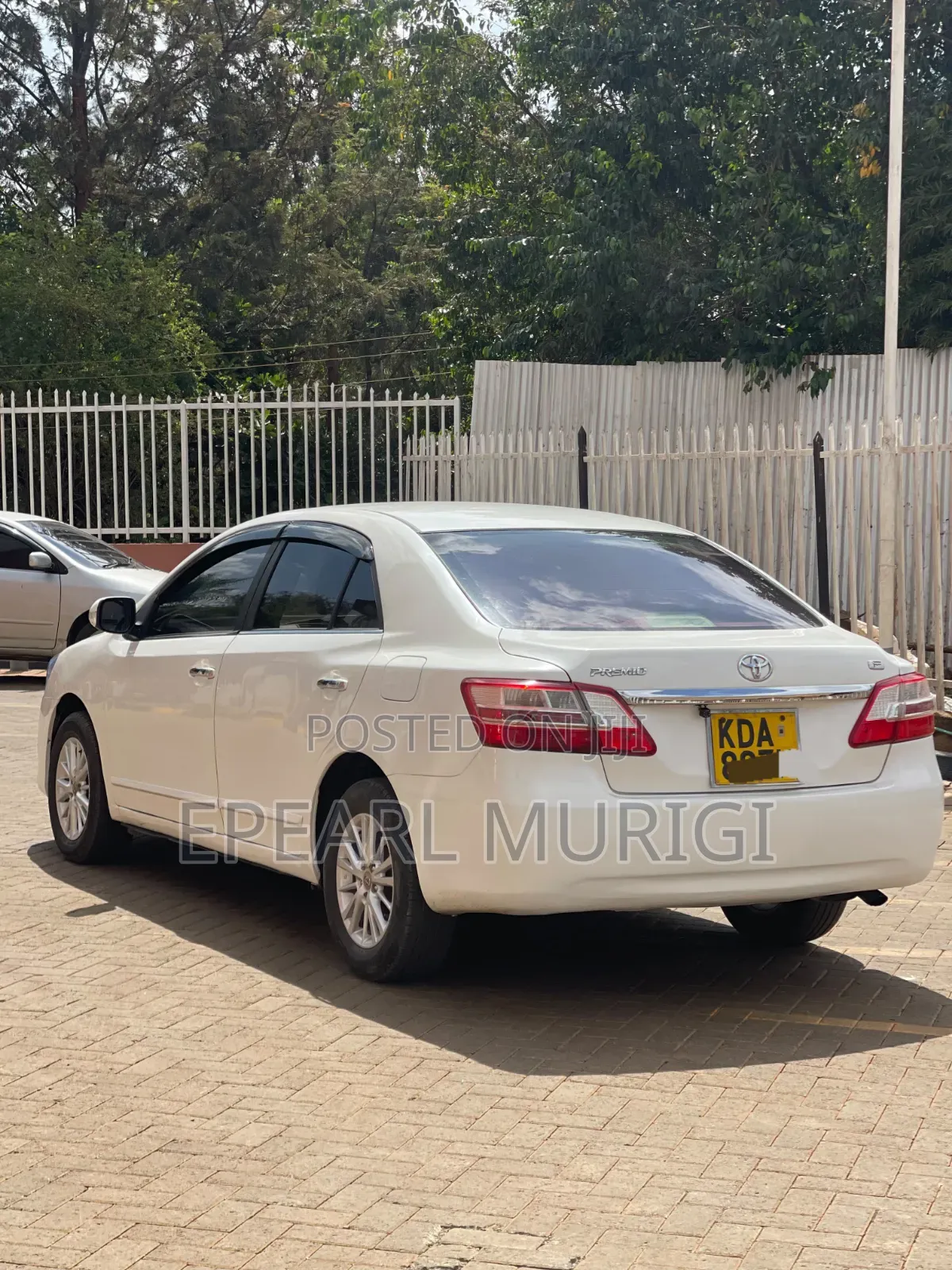 Toyota Premio 1.5 FWD 2014 White