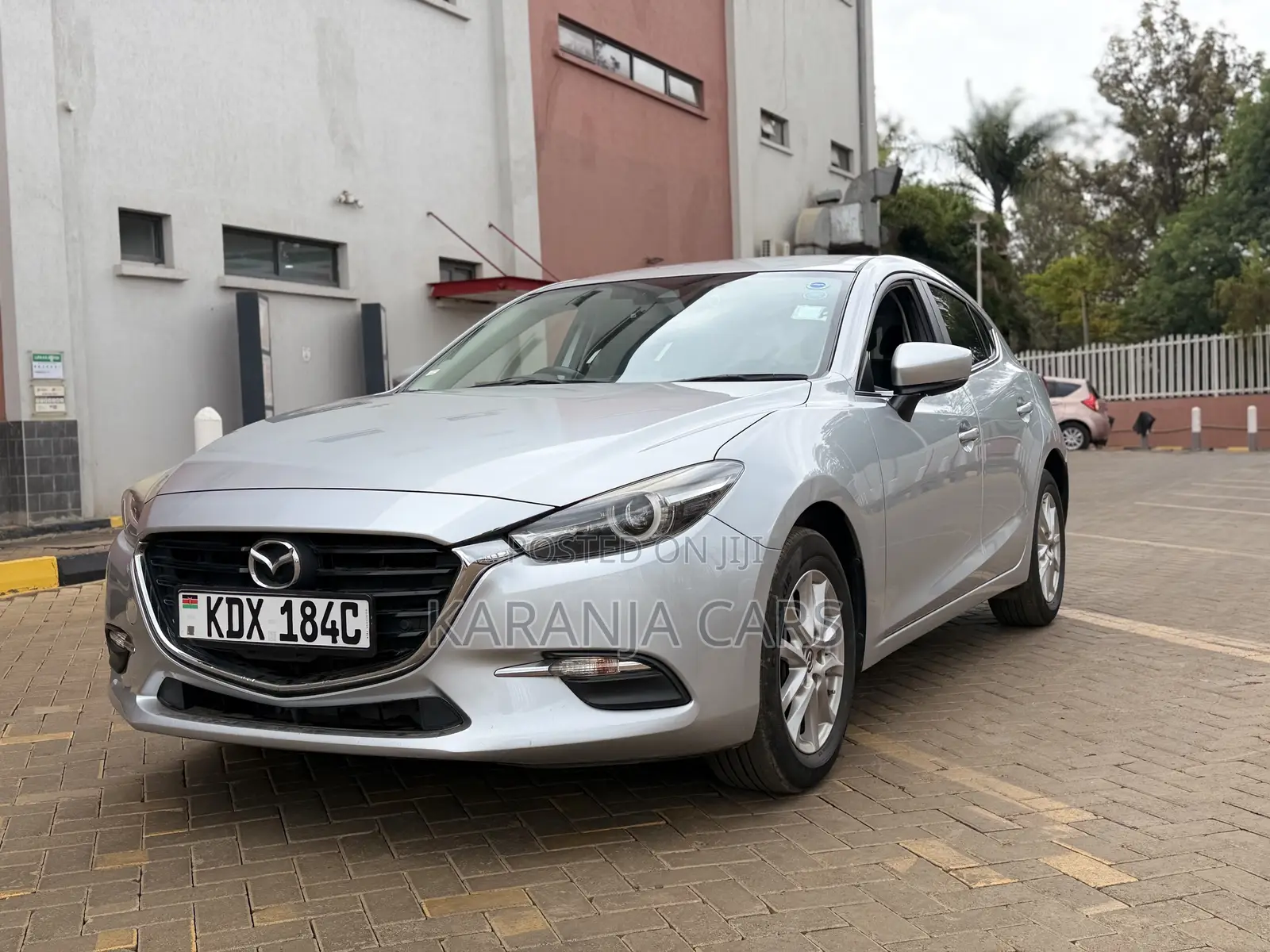 Mazda Axela 2018 Silver