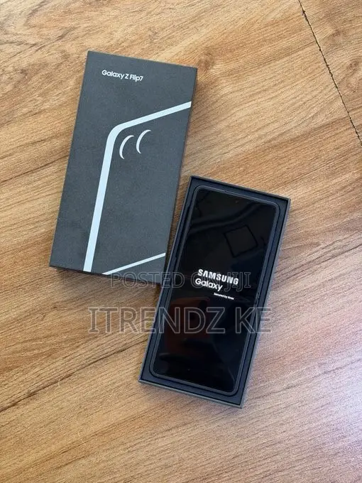Samsung Galaxy Z Flip7 256 GB Black