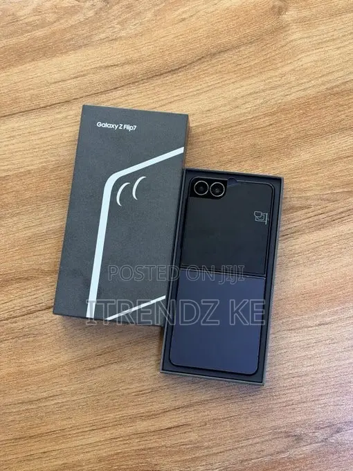 Samsung Galaxy Z Flip7 256 GB Black