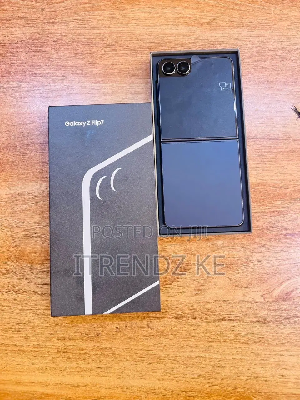 Samsung Galaxy Z Flip7 256 GB Black