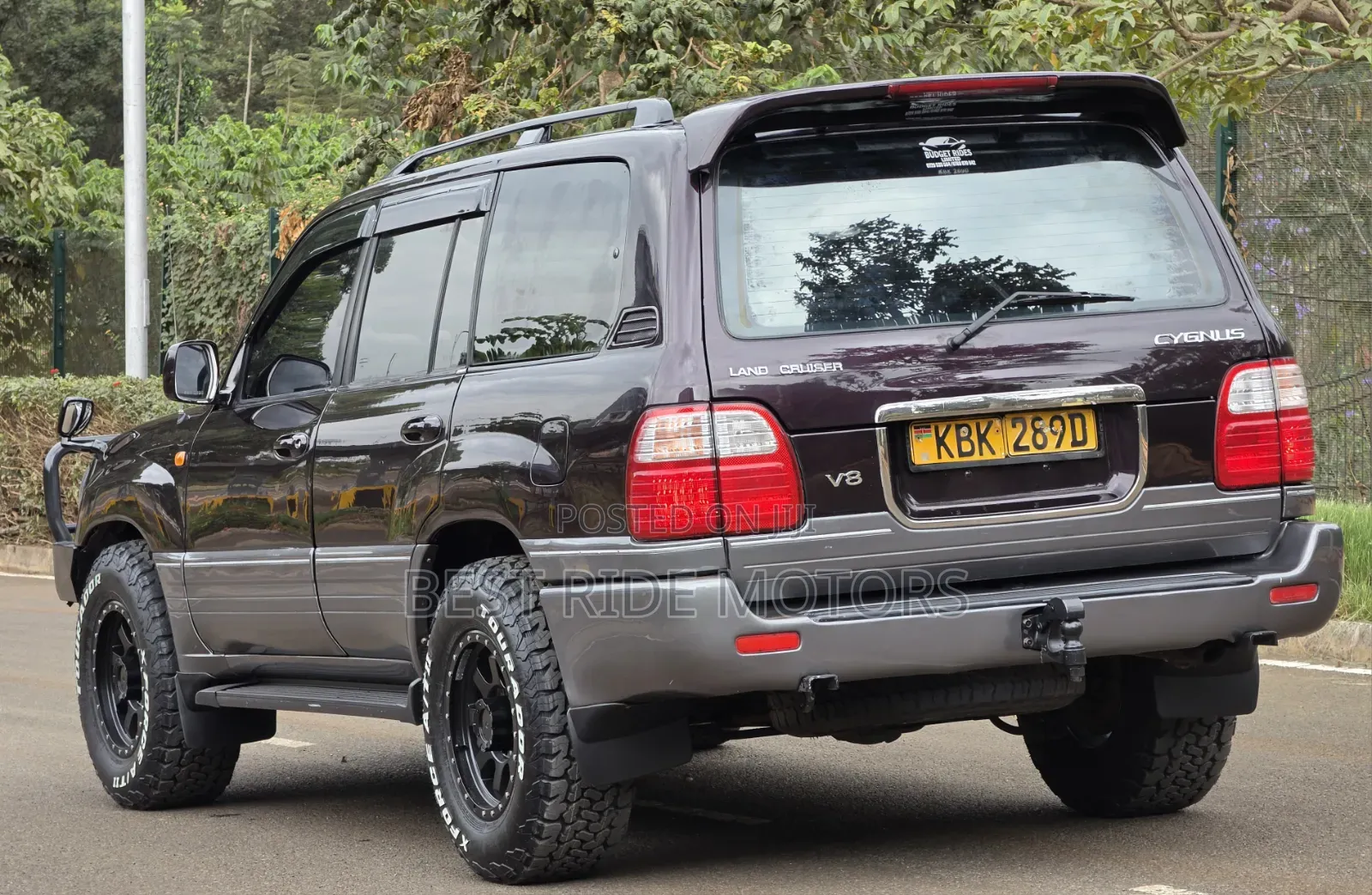 Toyota Land Cruiser Cygnus 4.7 2005 Burgundy