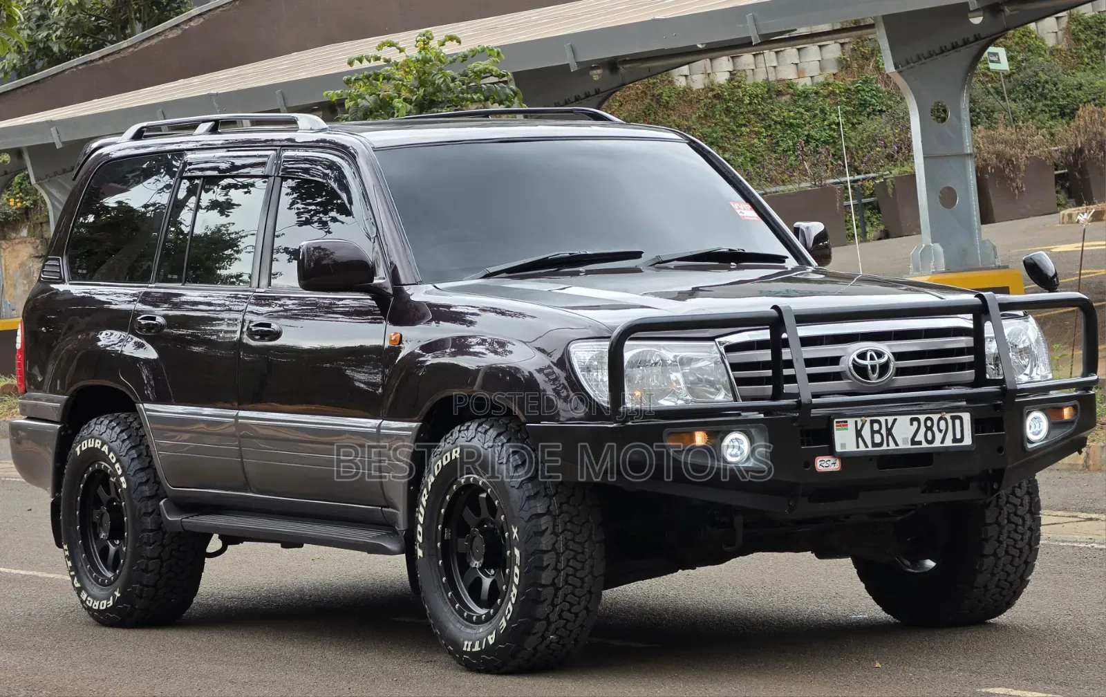 Toyota Land Cruiser Cygnus 4.7 2005 Burgundy