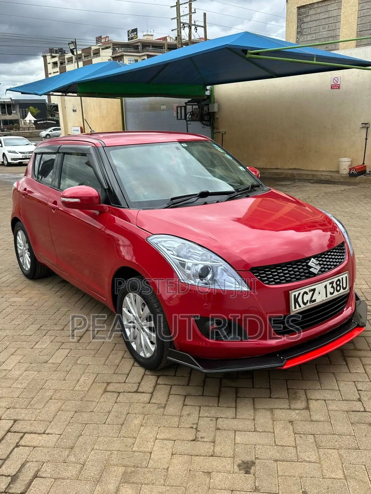 Suzuki Swift 2013 Red