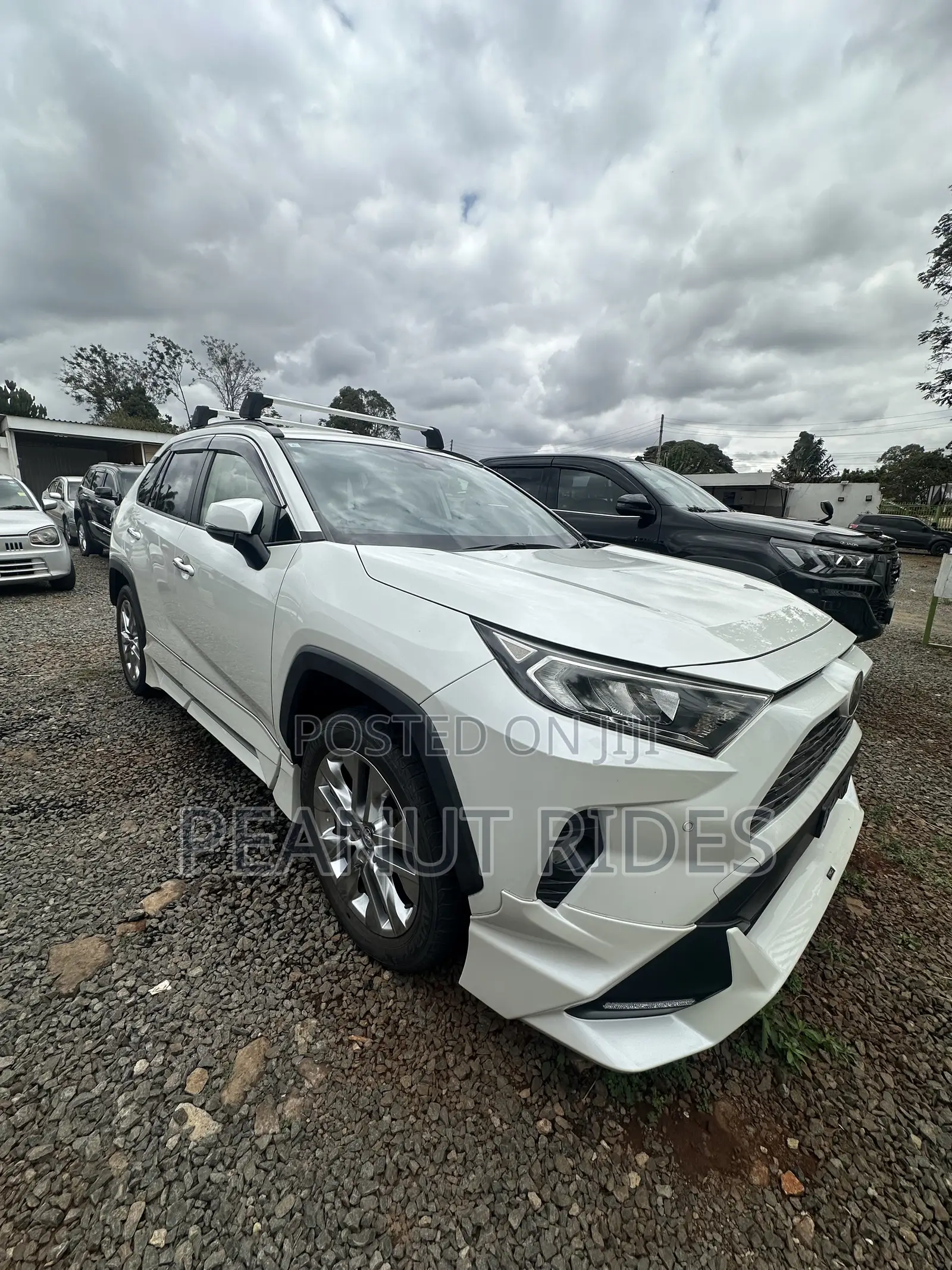 Toyota RAV4 2020 White