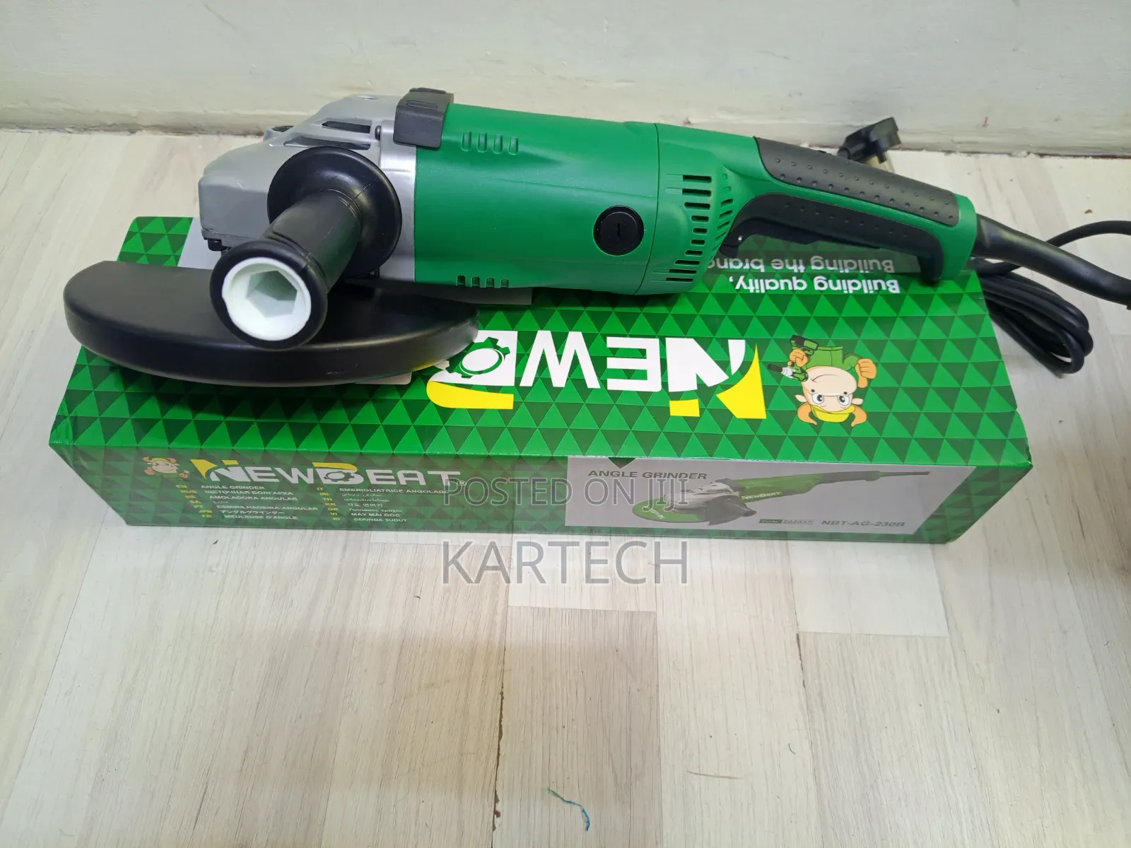 NewBeat 9 Inch 2200W Professional Electric Angle Grinder
