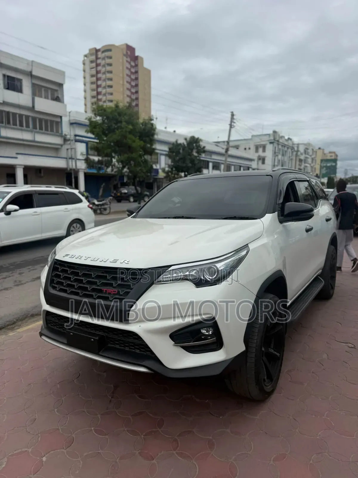 Toyota Fortuner 2.8 D AWD 2021 White