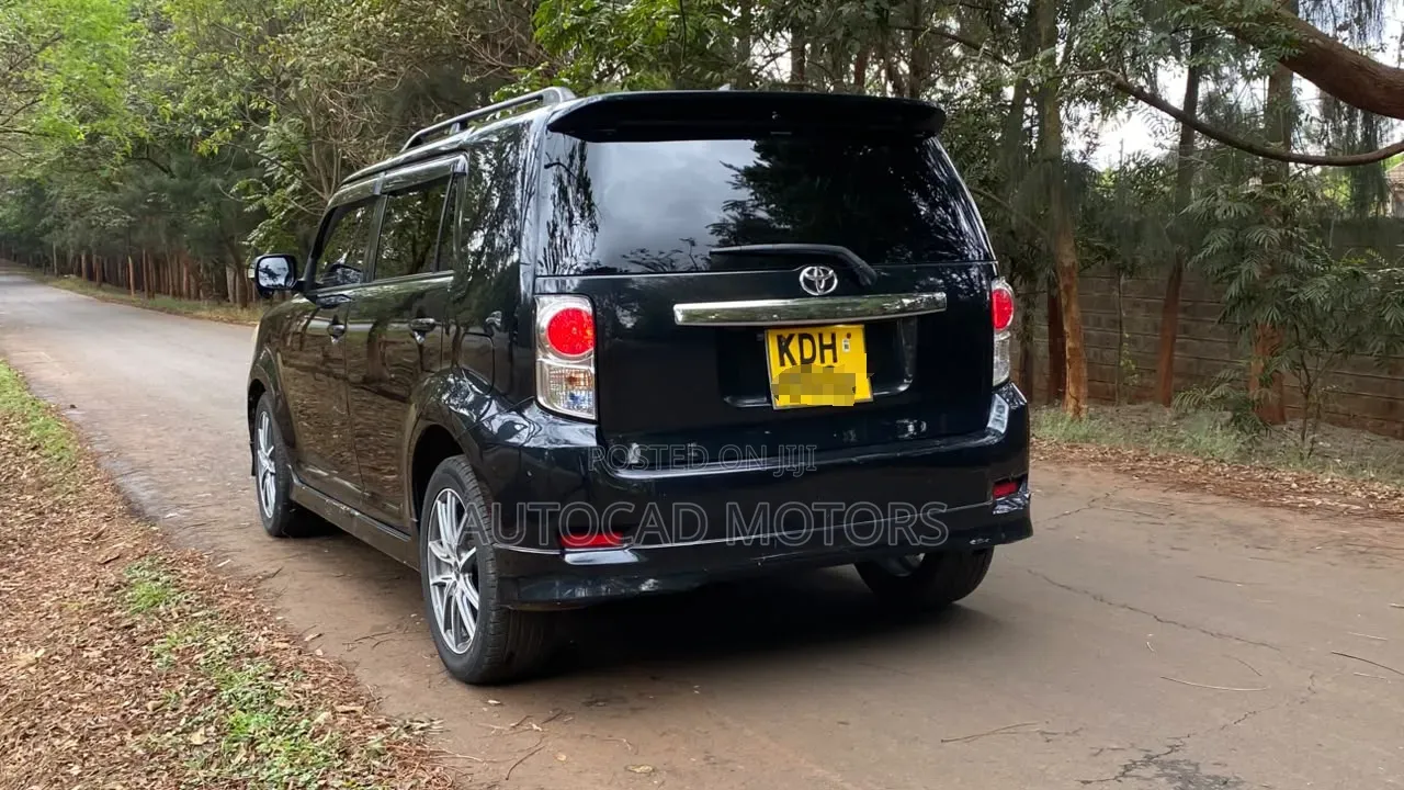 Toyota Rumion 1.5 FWD 2023 Black