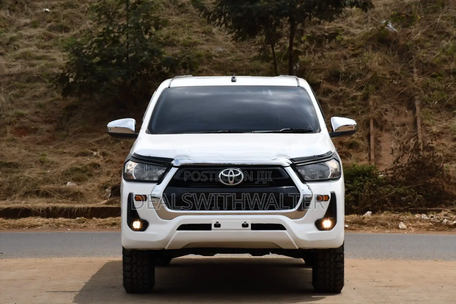 Toyota Hilux 2019 White
