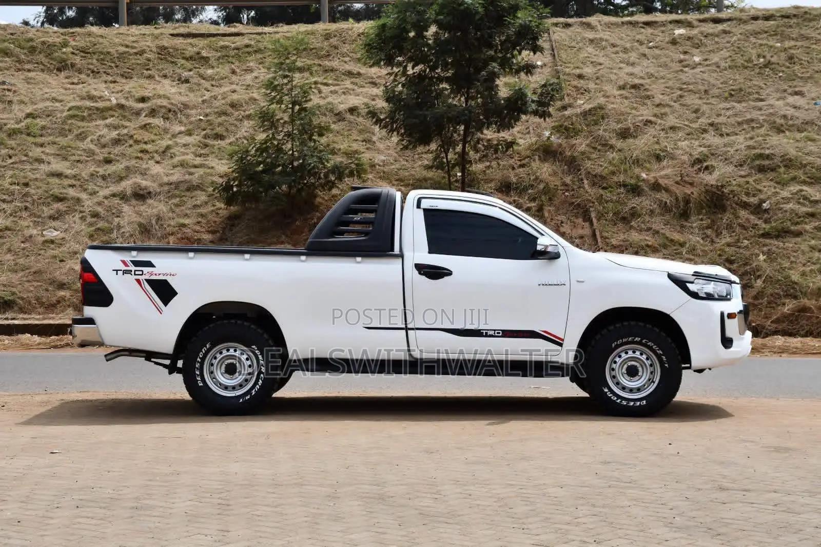 Toyota Hilux 2019 White