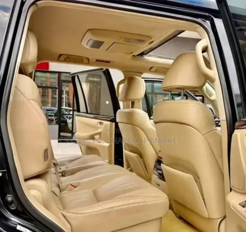 Lexus LX 570 2010 Matt Black