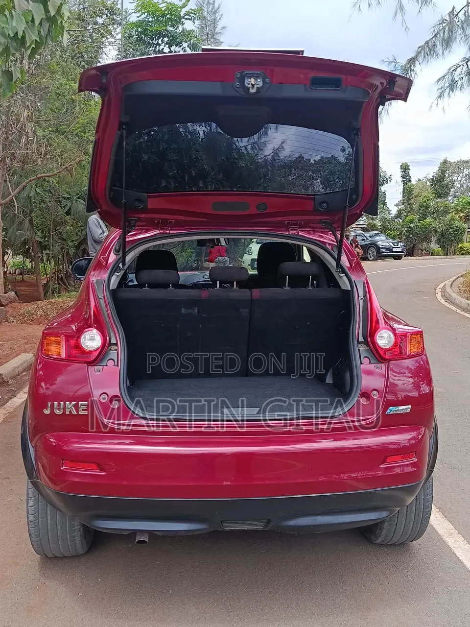 Nissan Juke 2011 Red