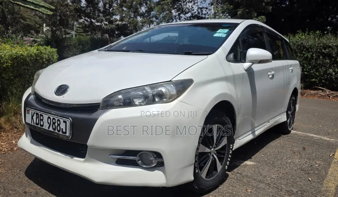 Toyota Wish 2014 White