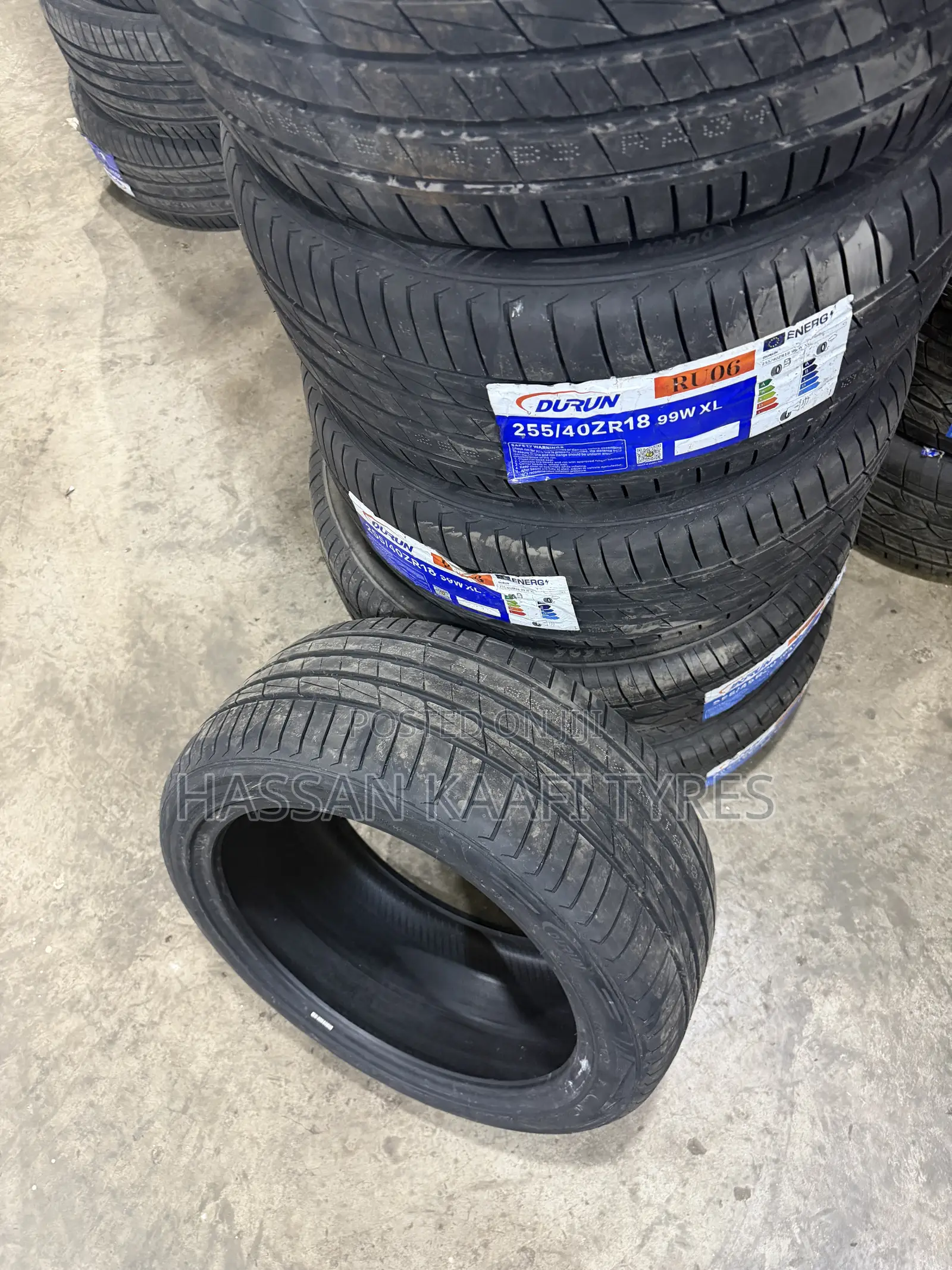 255/40r18 Durun Tyre