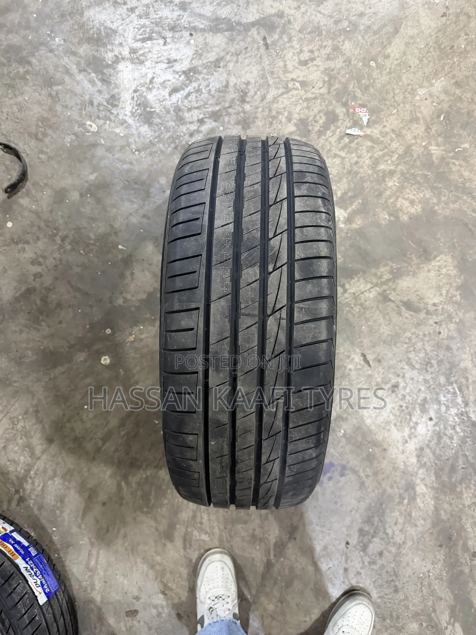 255/50r19 Durun Tyre
