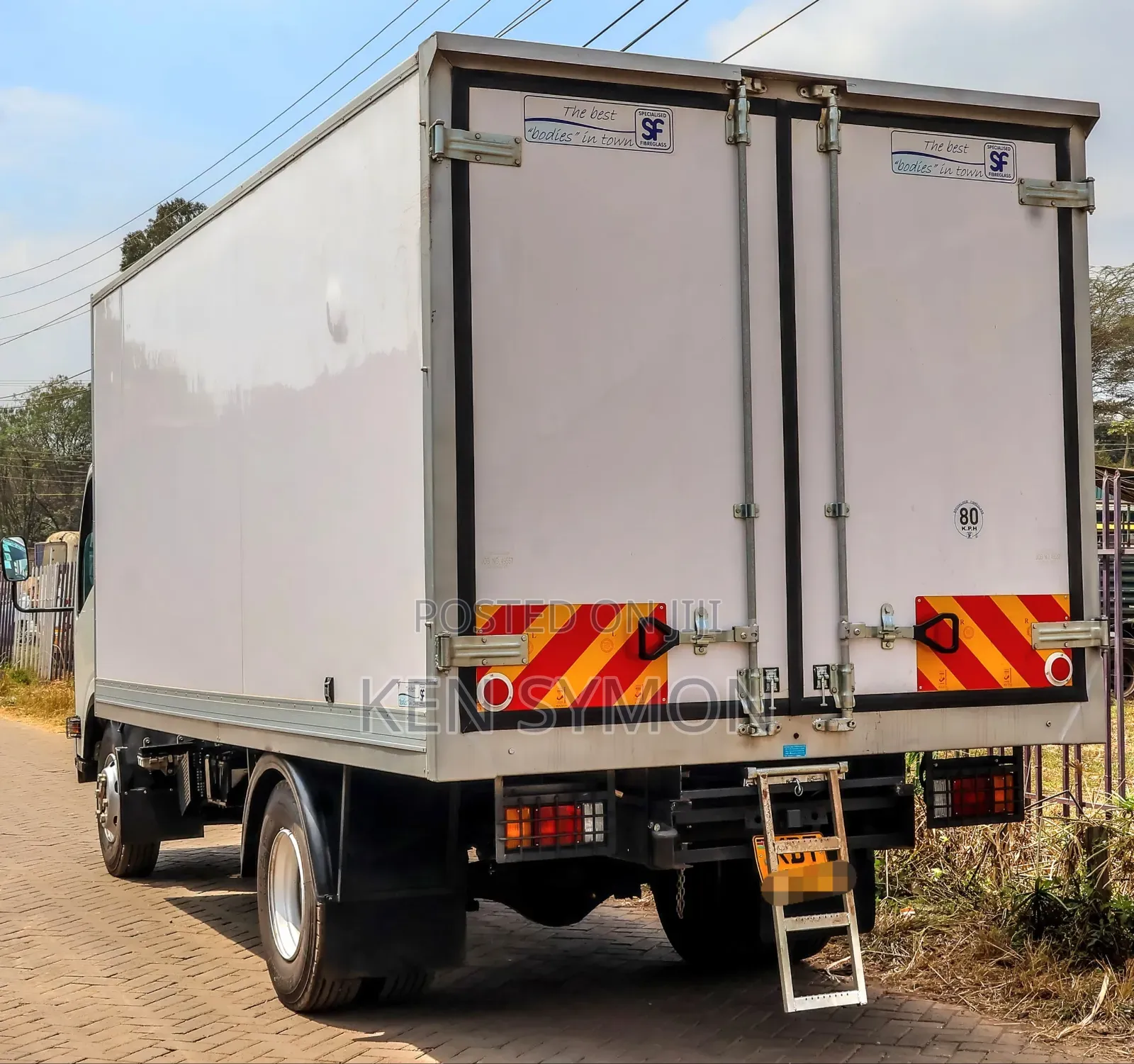 Isuzu NQR Refrigerator Truck 2025 White