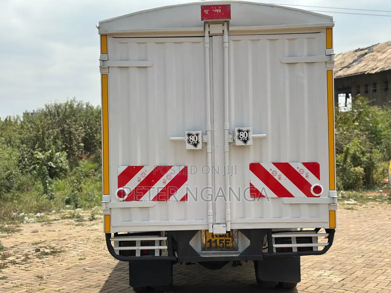 Isuzu NMR 2022