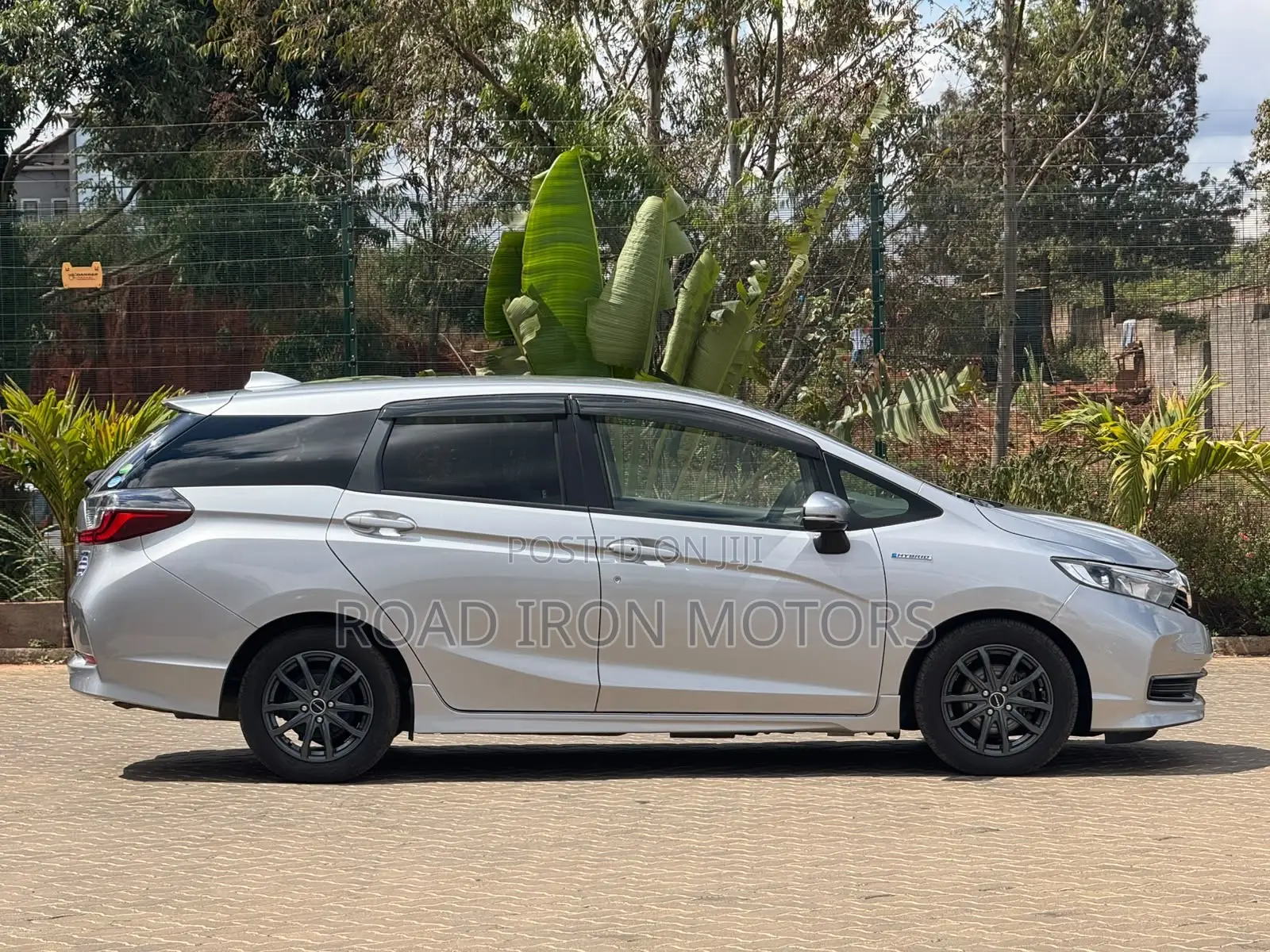 Honda Fit Shuttle 1.5 Hybrid 2WD 2020 Silver