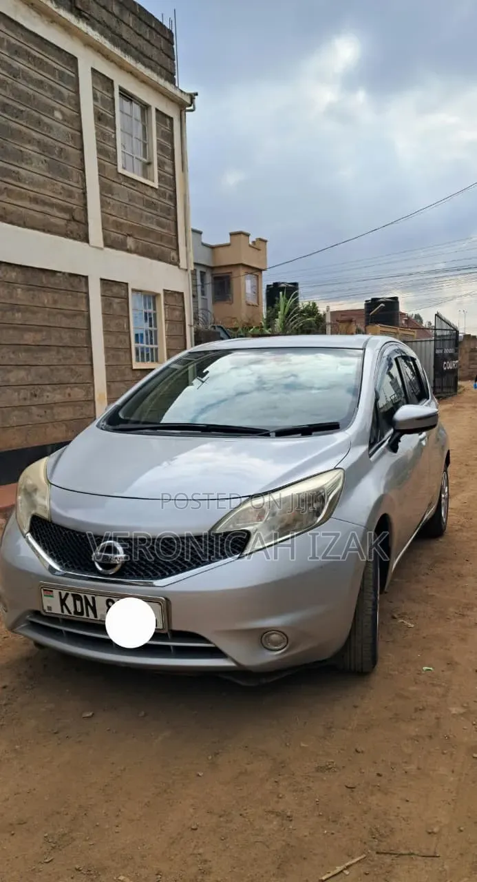 Nissan Note 2016 Silver